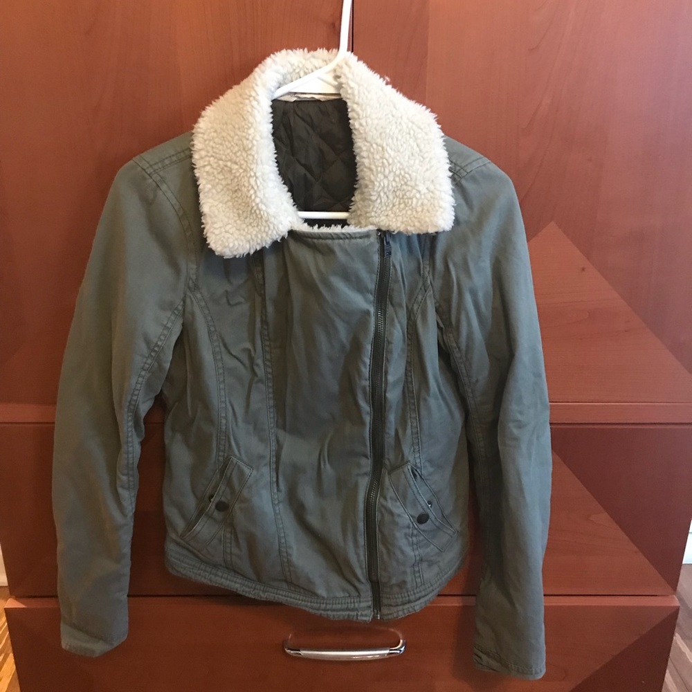 Short green jacket